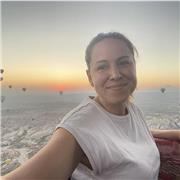 Maestra funcionaria en activo se ofrece para dar clases de refuerzo